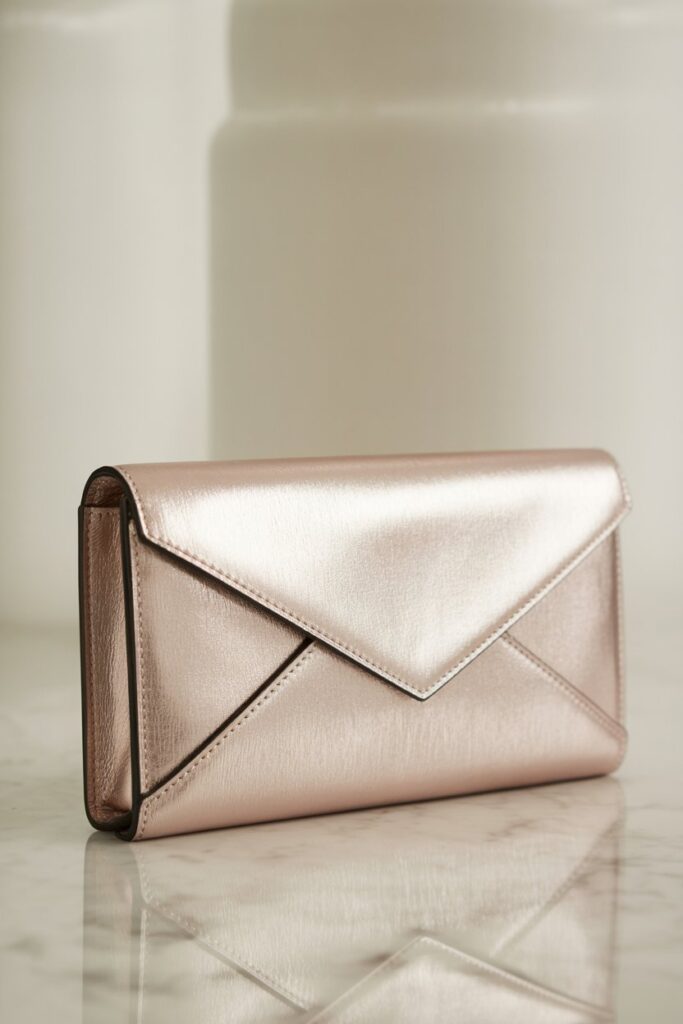 The Minimalist Metallic